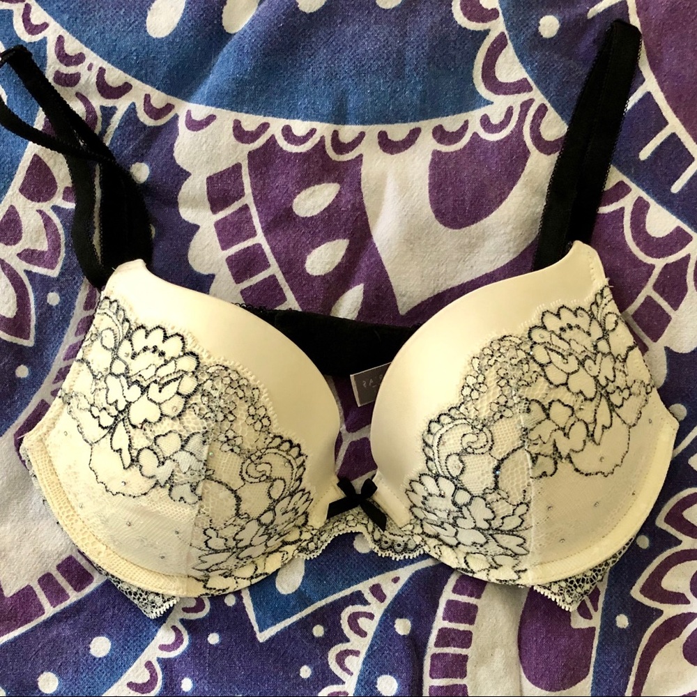 Victorias Secret, Crystal bra 32D
